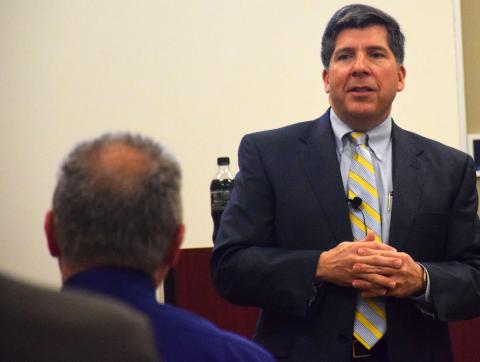 Bianchi briefs industry on improving service to patrons Thumbnail